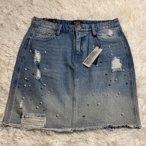 Buffalo David bitton high rise raw hem denim skirt with pearls distressed 28